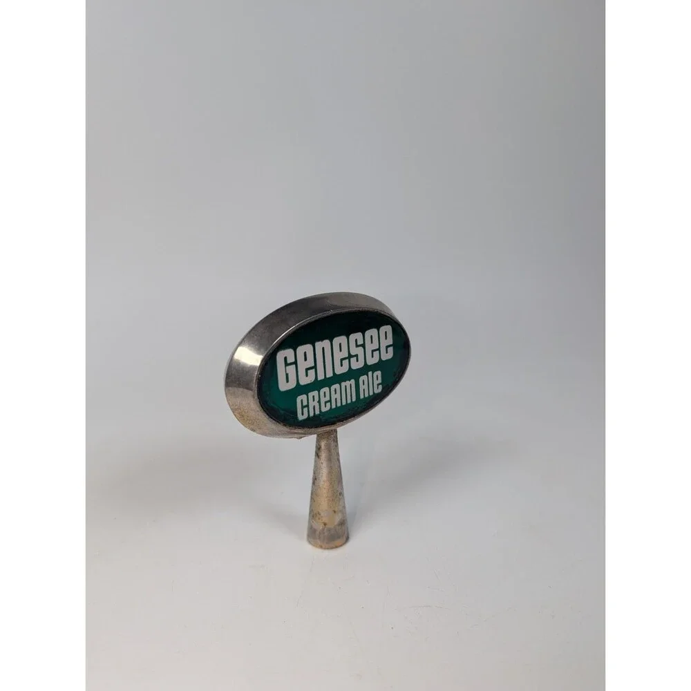 Vintage Genesee Cream Ale Metal Beer Tap Handle Knob Green 3.5”